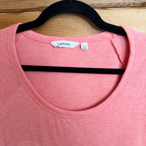 Athleta Seeker Tee Dress Small Peach Short Sleeve Scoop Neck Ruched Tulip Hem - Picture 4 of 6